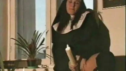 شموع مضاءة حلق كس القديم