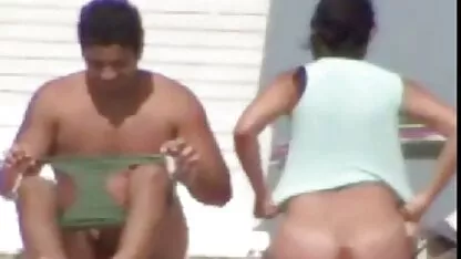 أوقات مثيرة على الشاطئ ، وأشرطة الفيديو الجنسية للمرأة الناضجة