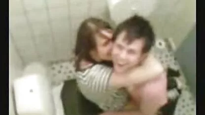 الجبهة بالوعة الحمام دي بار un polish cam sex