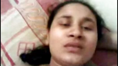 امرأة هندية في السرير مقاطع جنسية مجانية