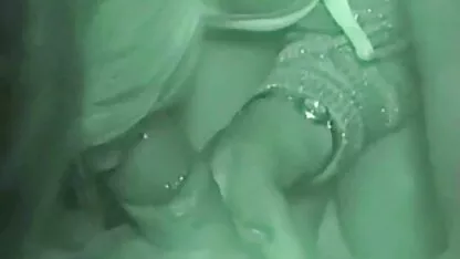 عمل تلميع سيارة الجنس