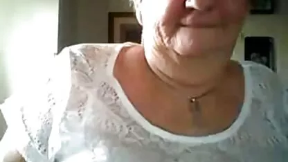 رأيت فتاة