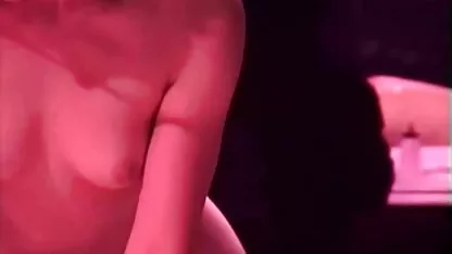 التعري نادي اليابان الجنس